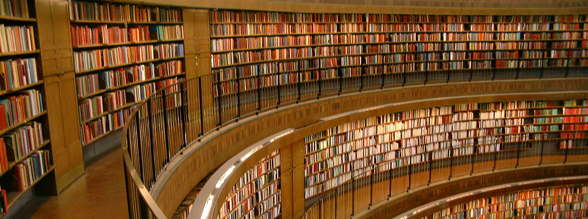 Biblioteca de Estocolmo. "Siempre imaginé que el paraíso sería algún tipo de biblioteca", Jorge Luis Borges.